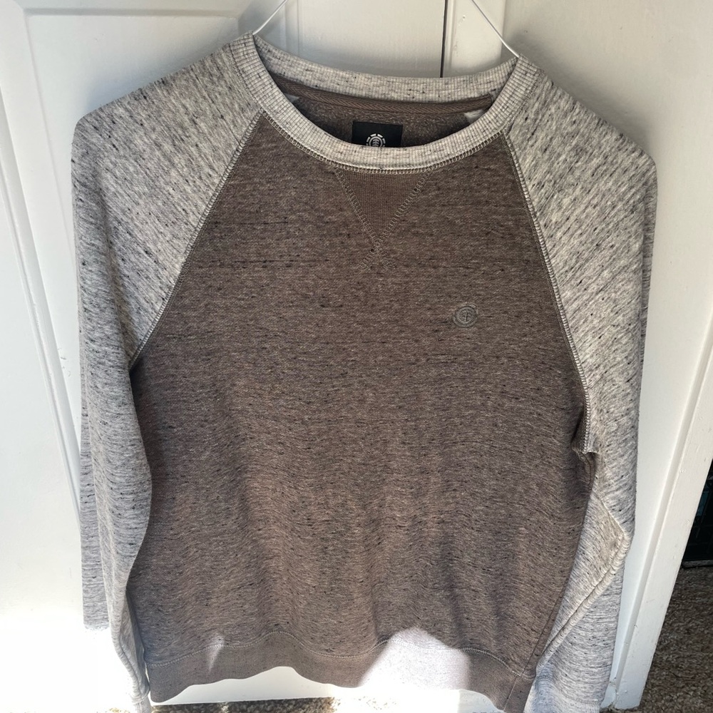 Grey Element long sleeve shirt with lighter sleeves